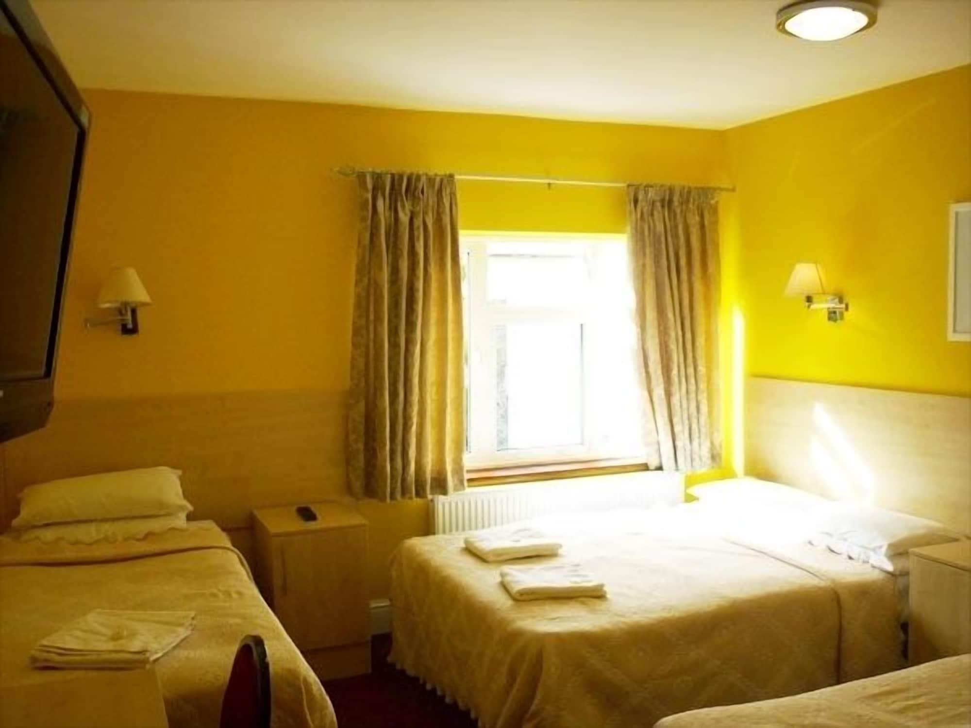 Acton Town Hotel London Exterior foto