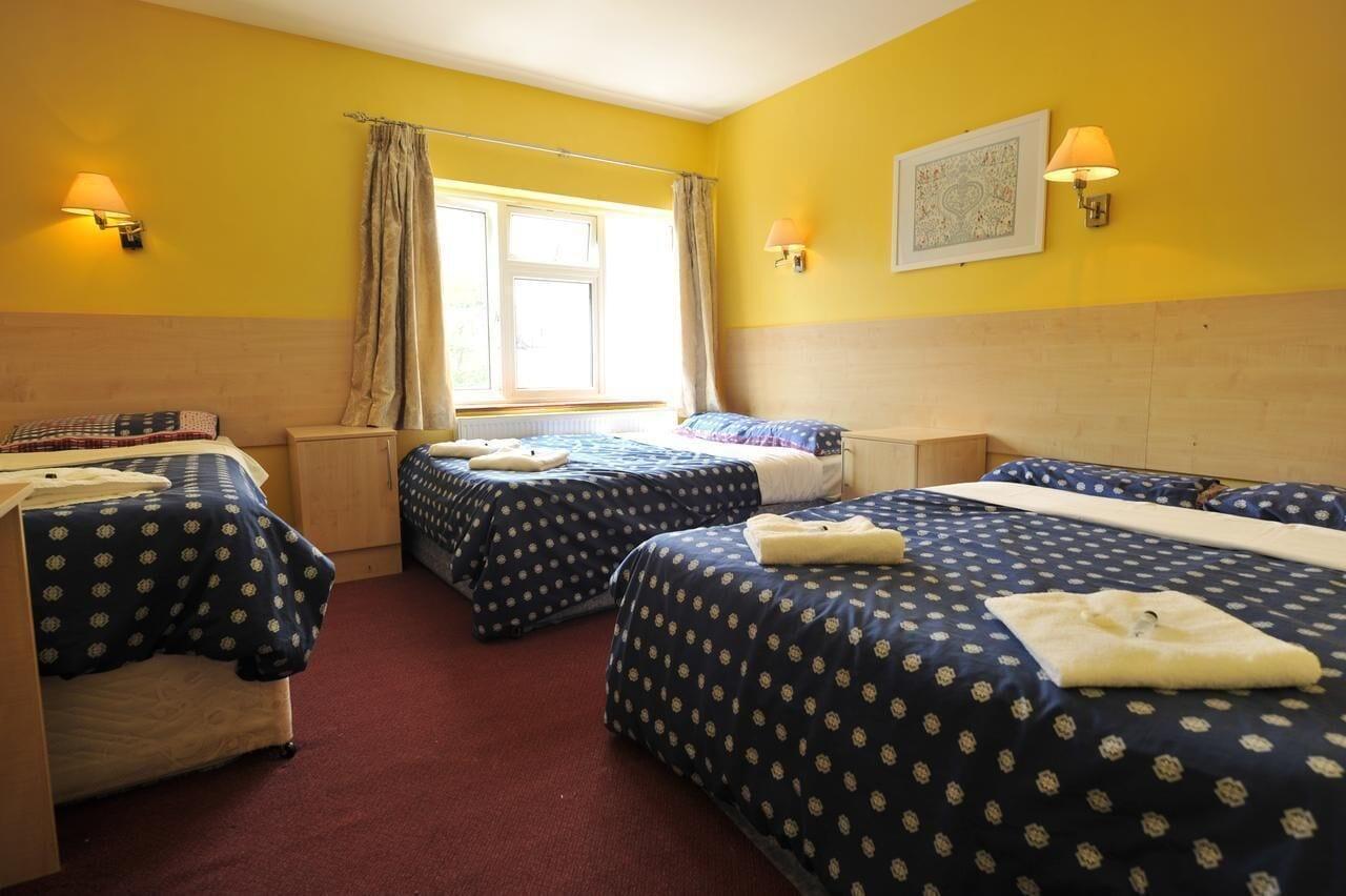 Acton Town Hotel London Exterior foto