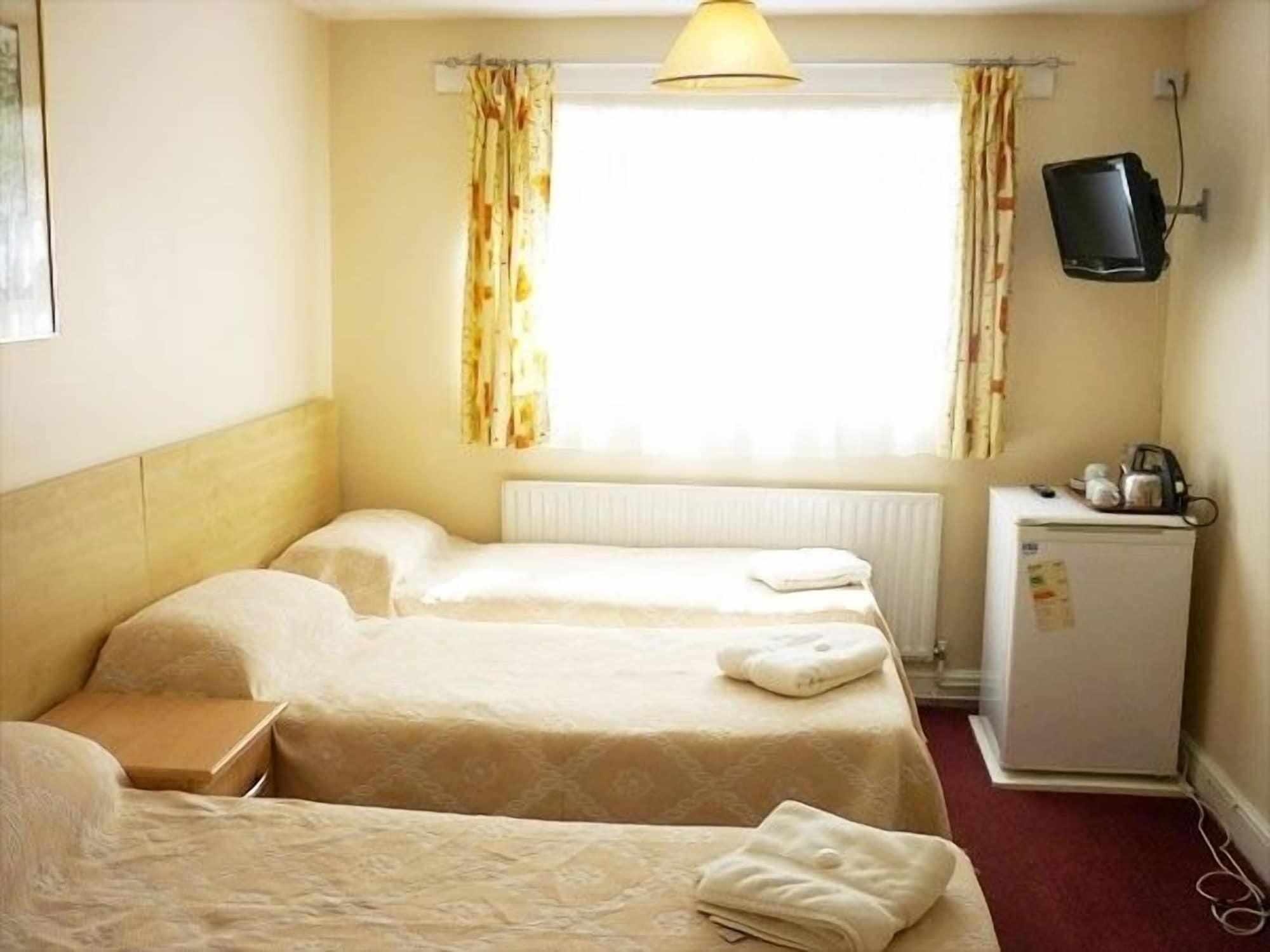 Acton Town Hotel London Exterior foto