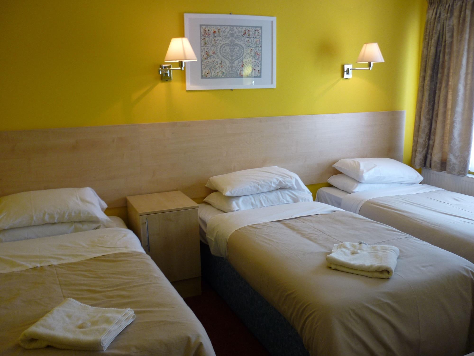 Acton Town Hotel London Exterior foto
