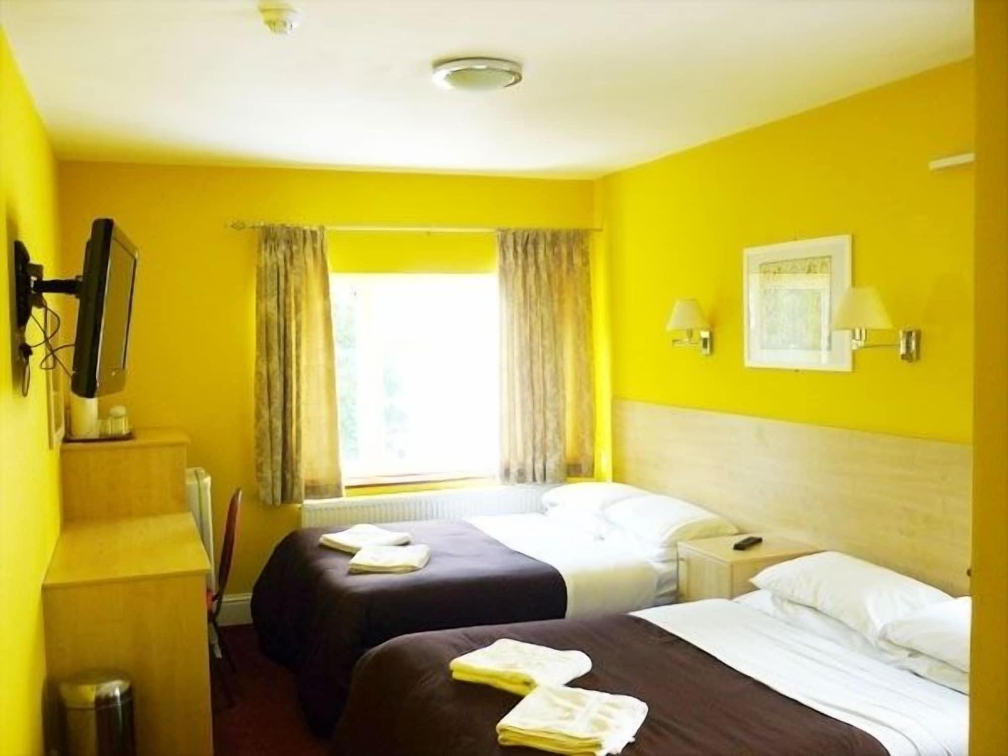 Acton Town Hotel London Exterior foto