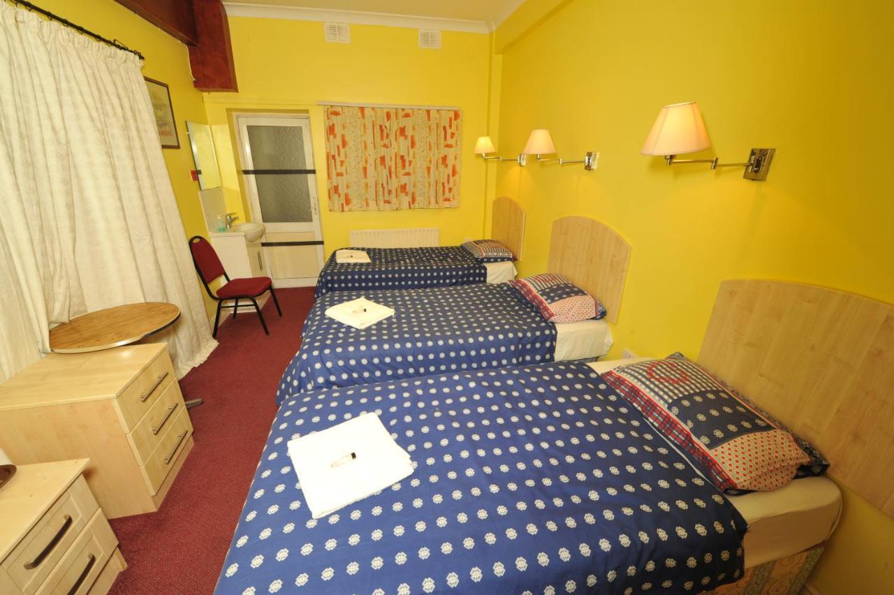 Acton Town Hotel London Exterior foto